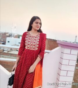 Sexy punjabi girl nude with tight ass 001