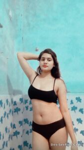 Sexy punjabi girl nude with tight ass 002