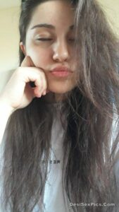 Beautiful kashmiri apple nude muslim teen girl 001