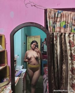 Horny village girl with big boobs nude desi selfies 010