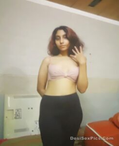 Sexy bangalore nude girl with massive nipples 003