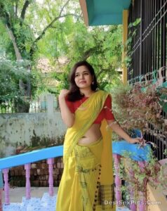 Curvaceous indian girl nude big desi tits pics