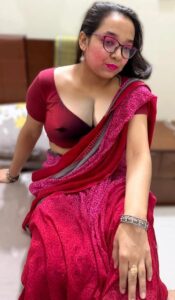 Hot indian housewife nude seductive pics 002