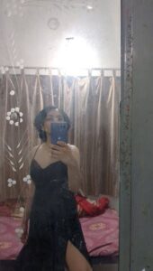 Sexy mumbai girl topless small tits photos 001