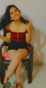 Smooth skinned desi girl nude selfies 001