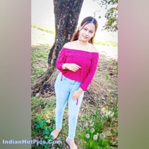 Young nagpur desi lovers xxx oyo room pics