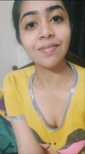 Desi girl with perky boobs and small ass nude
