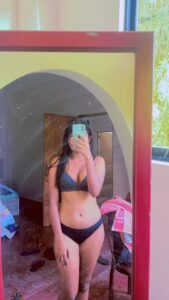 Desi mallu girl nude selfie 008