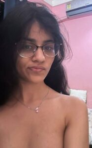 Skinny desi teen nude leaked selfies 008