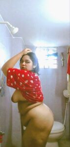 Fat desi girl nude with huge ass and boobs 009