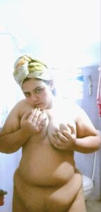 Fat desi girl nude with huge ass and boobs 010