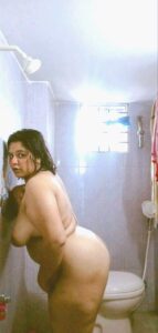 Fat desi girl nude with huge ass and boobs 014