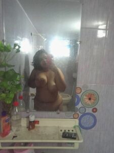 Fat desi girl nude with huge ass and boobs 021