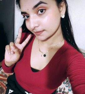 Hot mallu aunty nude selfies full body display 012