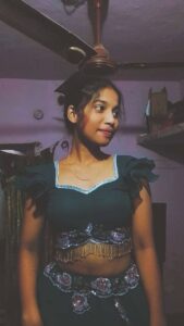 Naughty desi teenage girlfriend hot nude selfies