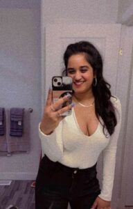 Sexy young desi wife showing her hot body