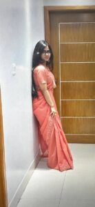 Sweet looking desi girlfriend nude photos
